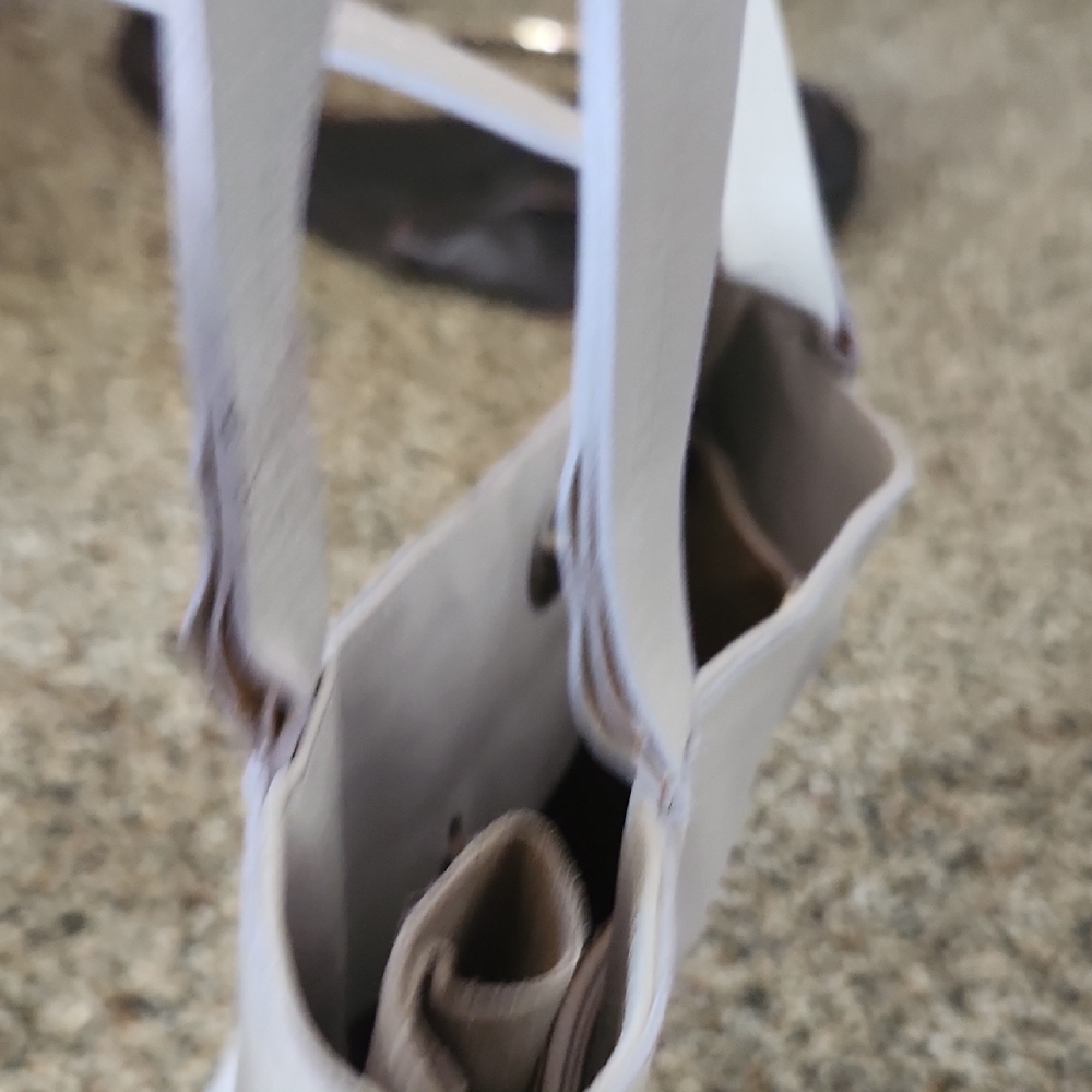 Iemme Made In Italy Leather Tote Bag - Picture 11 of 16